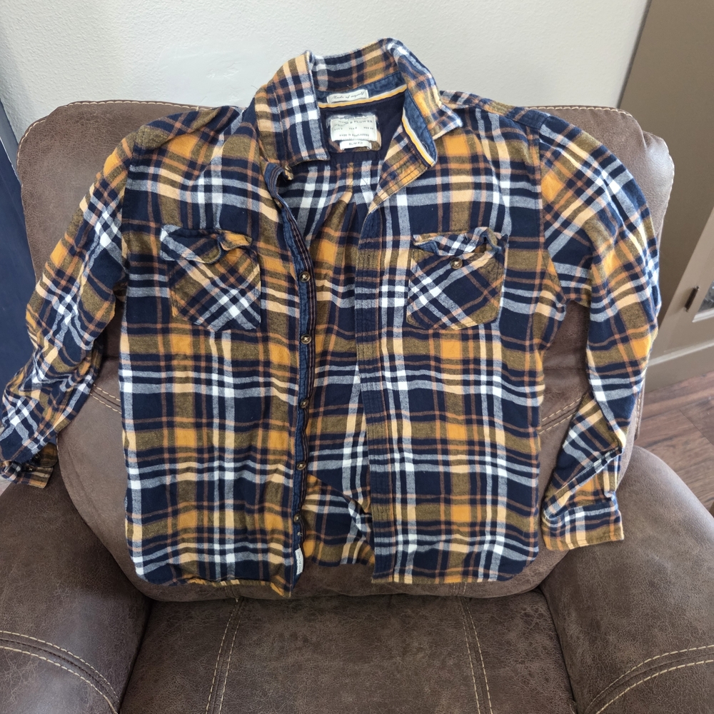 Denim & Flower Blue and Yellow Casual Button Down Shirt
